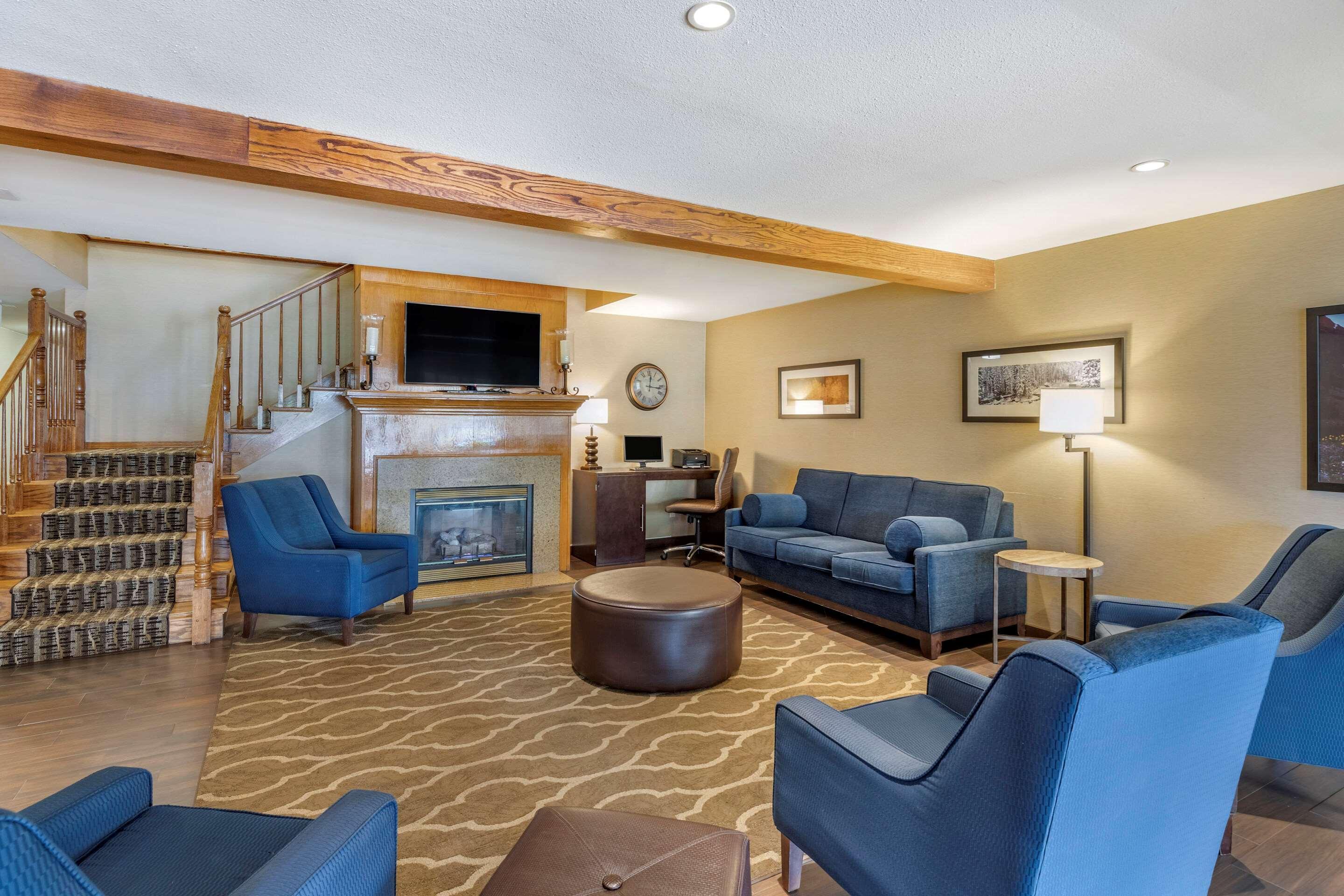 Comfort Inn & Suites Carbondale On The Roaring Fork Bagian luar foto